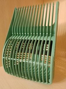 Плодосъемник (плодосборник) с заслонкой «Жук» для сбора ягод - фото 2