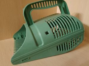 Плодосъемник (плодосборник) с заслонкой «Жук» для сбора ягод